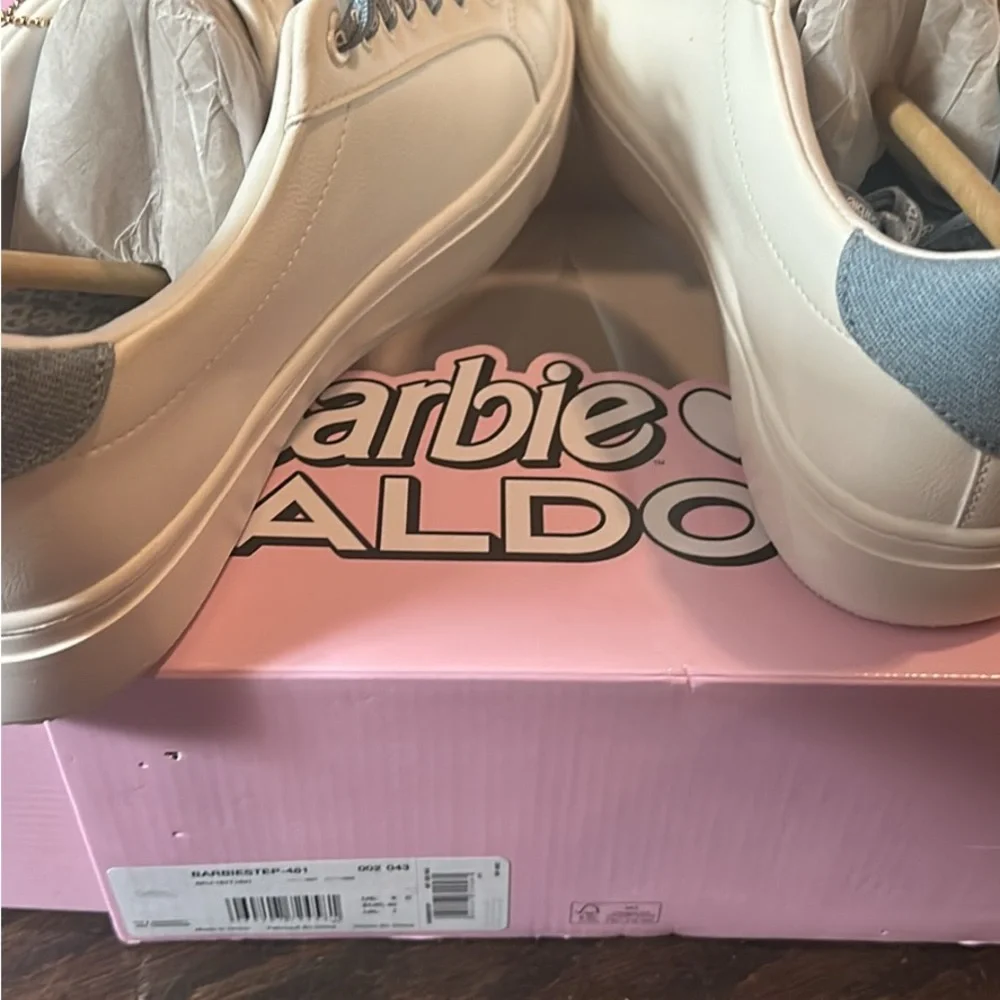 - Barbie ALDo new in box size 9 and size 6.5 white women’s shoes - Picture 5 of 7
